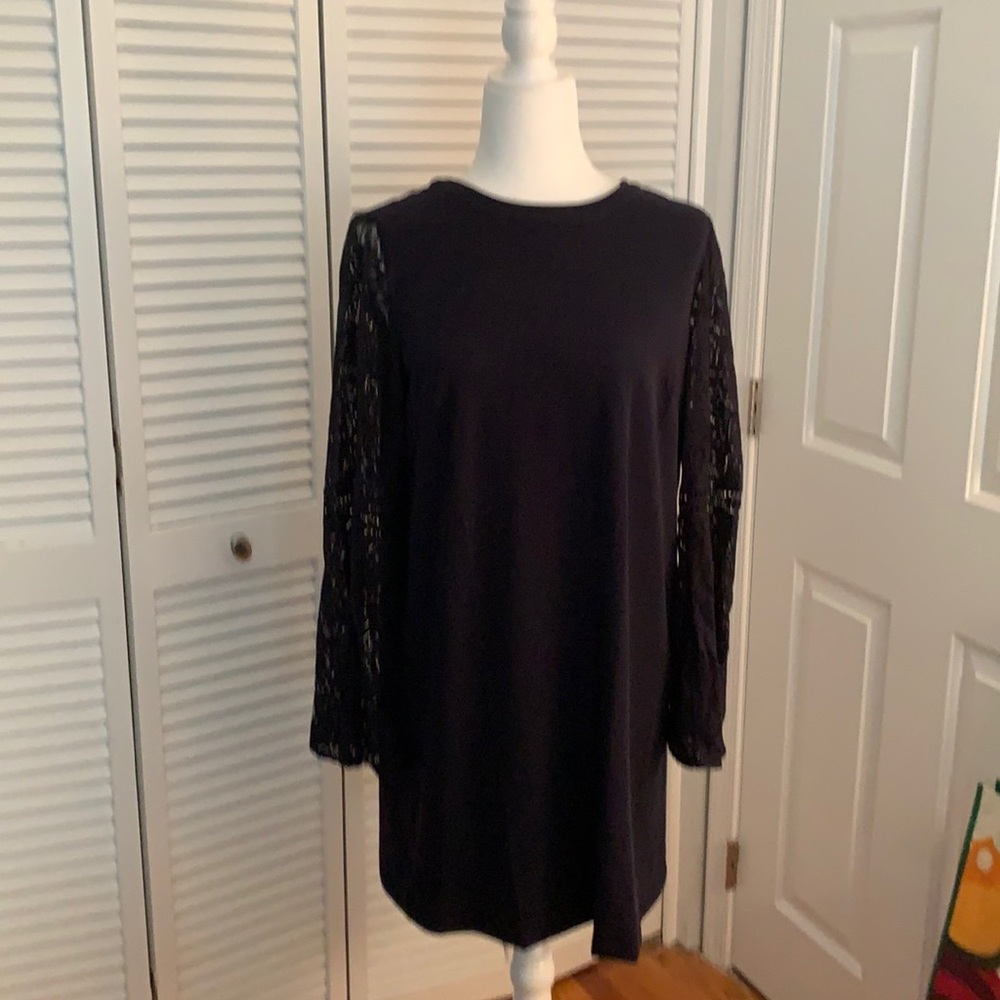 Navy blue long laced bell sleeve short dress